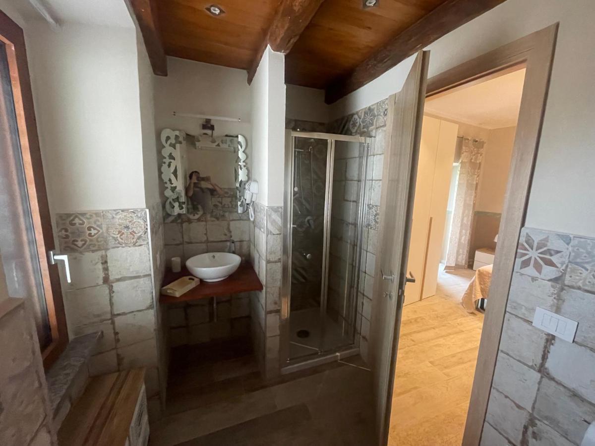 Le Casette Sugli Archi Sutri Exteriör bild